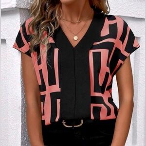 NWT, Luxor Geometric Print Women’s Batwing Blouse